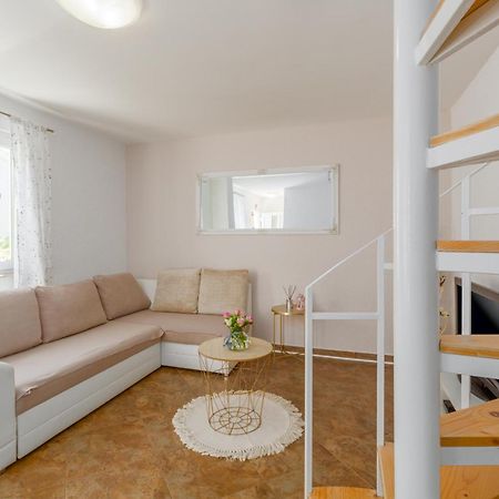 Apartment Leni Near Beach Poreč Exterior foto